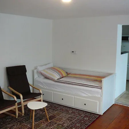 Apartman Modry Dum Vranov nad Dyjí Exterior photo