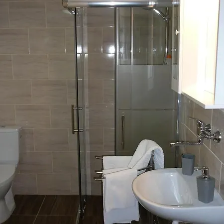 Apartman Modry Dum Vranov nad Dyjí Exterior photo